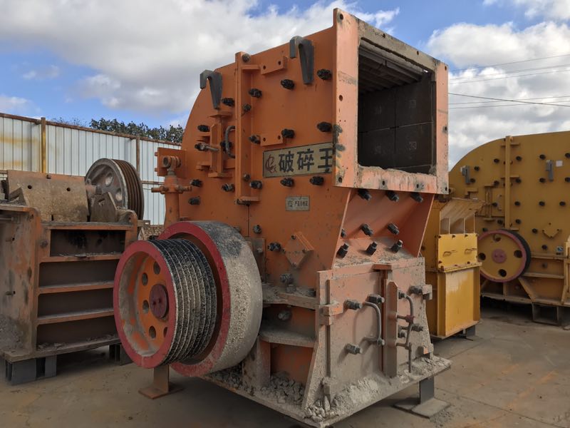 二手日產(chǎn)800噸砂石料生產(chǎn)線zfc60型二合一破碎機低價處理