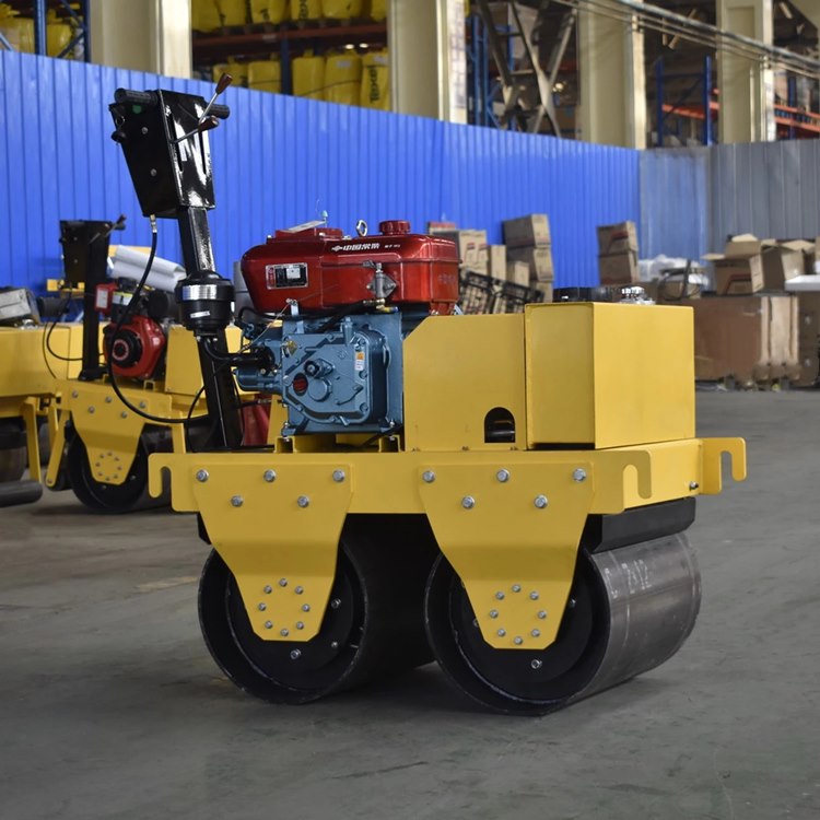 山東廠家出售壓路機溝渠回填壓實機壓路機