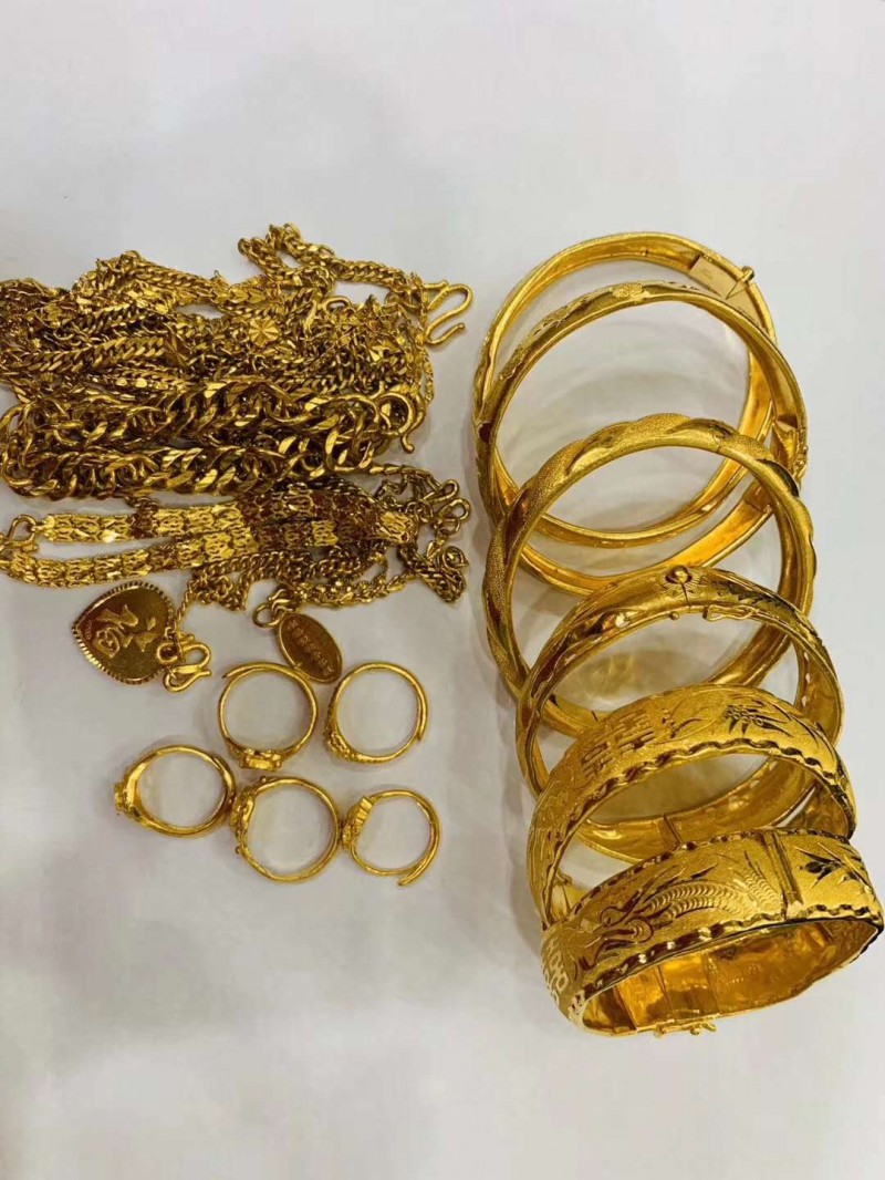 東莞黃金回收典當-東莞黃金質押戒指項鏈耳環首飾