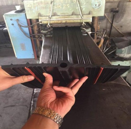 橡膠止水帶&重慶橡膠止水帶&橡膠止水帶廠家