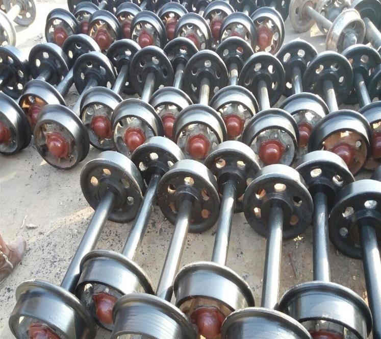 新疆煤礦企業礦車輪對軌距600