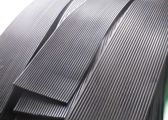 新疆冶礦設(shè)備用橡膠擋塵簾 輸送機(jī)250*6橡塑防塵簾