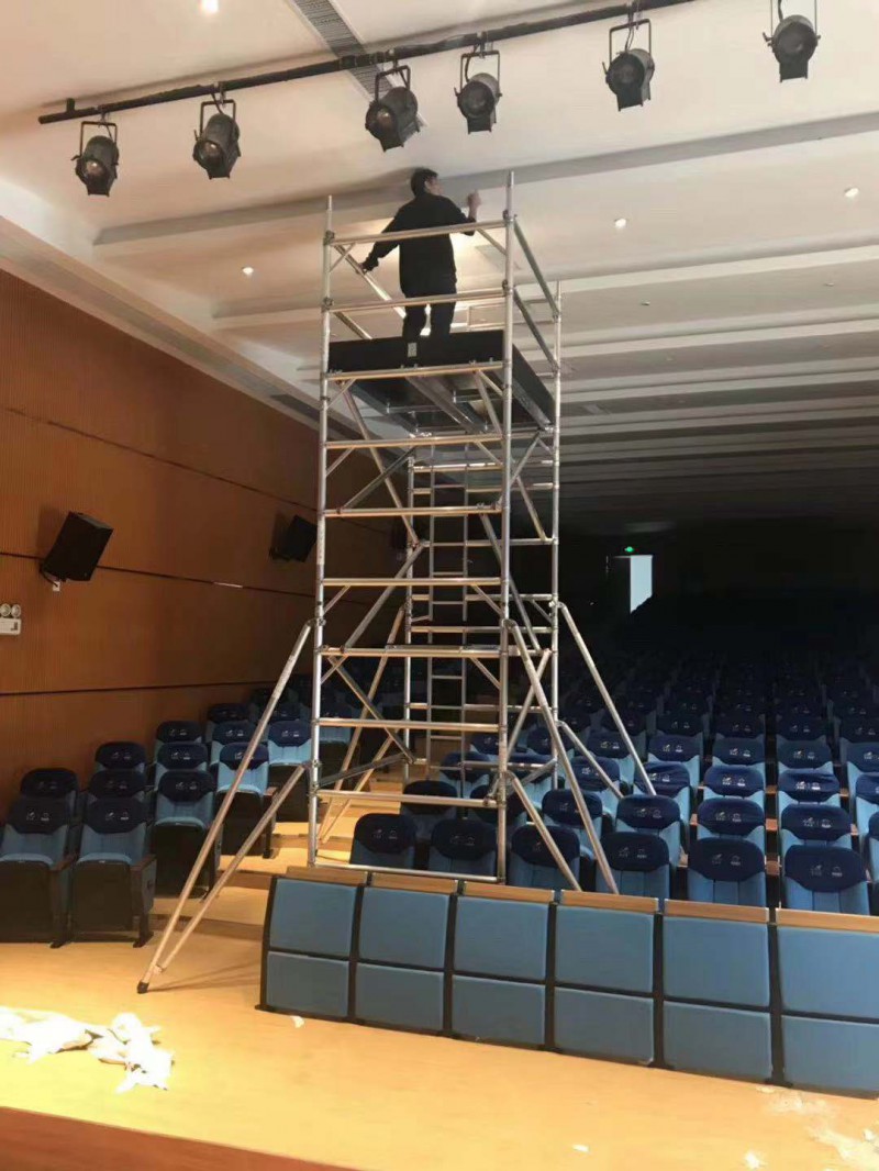 高空作業腳手架，鋁合金腳手架租賃，移動腳手架供應。